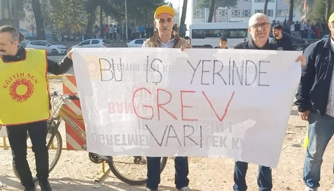 Kestel’de öğretmenler ücret eşitsizliği ve mesleki ayrımcılığa karşı iş bıraktı